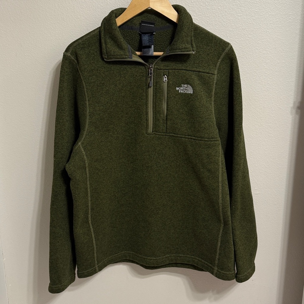Men’s The North Face Olive Green Quarter-Zip Up Fleece Sweater. Size Large
